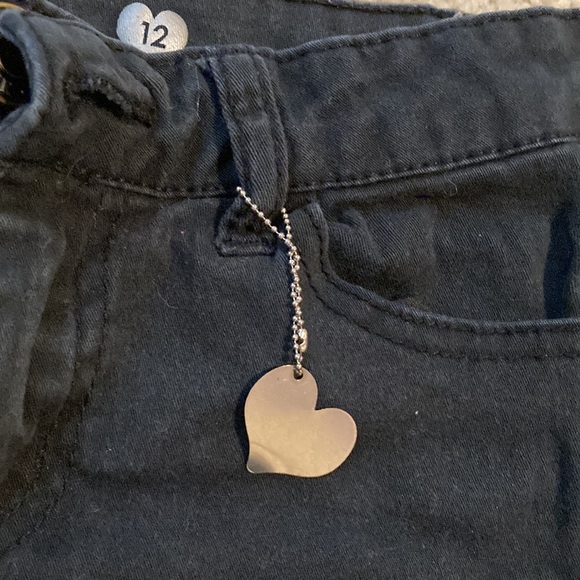 Black jean shorts - Picture 2 of 2